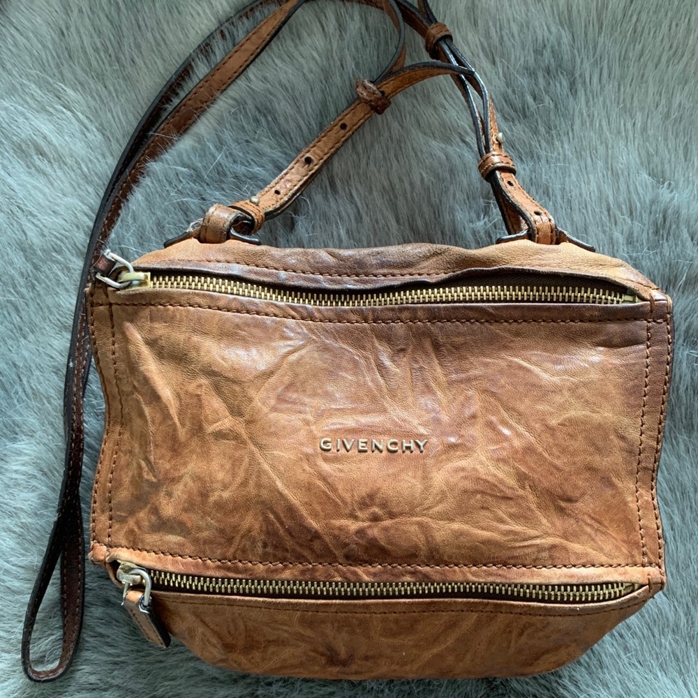 ❌SOLD - GIVENCHY MINI PANDORA CROSSBODY